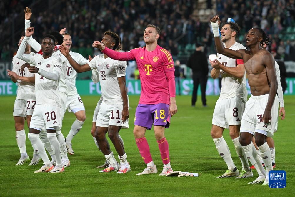 英媒：曼联追罗马后卫切利克，曼城、利物浦、阿森纳也在关注