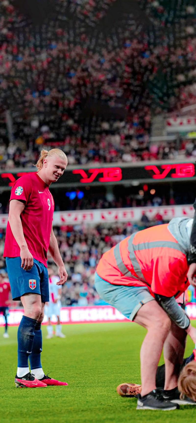 普利希奇：魔笛确实送了手机；看年轻队友表演会让我尬穿地心