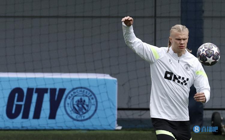法尔克：曼联和纽卡曾有意沃尔特马德，但他目前不想离开德甲（法尔克：曼联、纽卡曾追求沃尔特马德，但他暂不愿离开德甲）